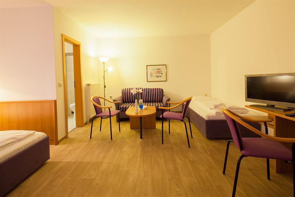 Motel Stralsund Eksteriør bilde