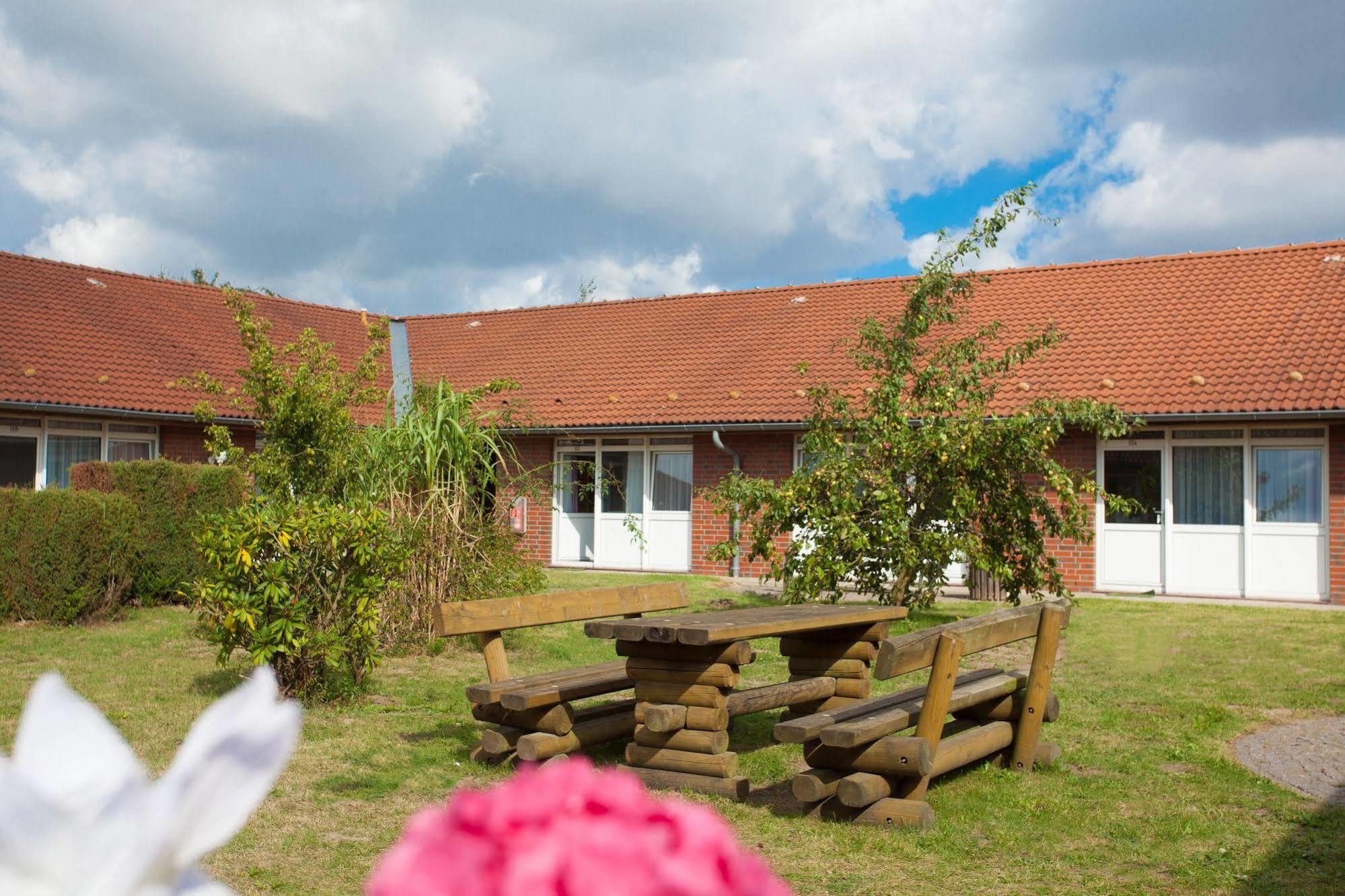 Motel Stralsund Eksteriør bilde