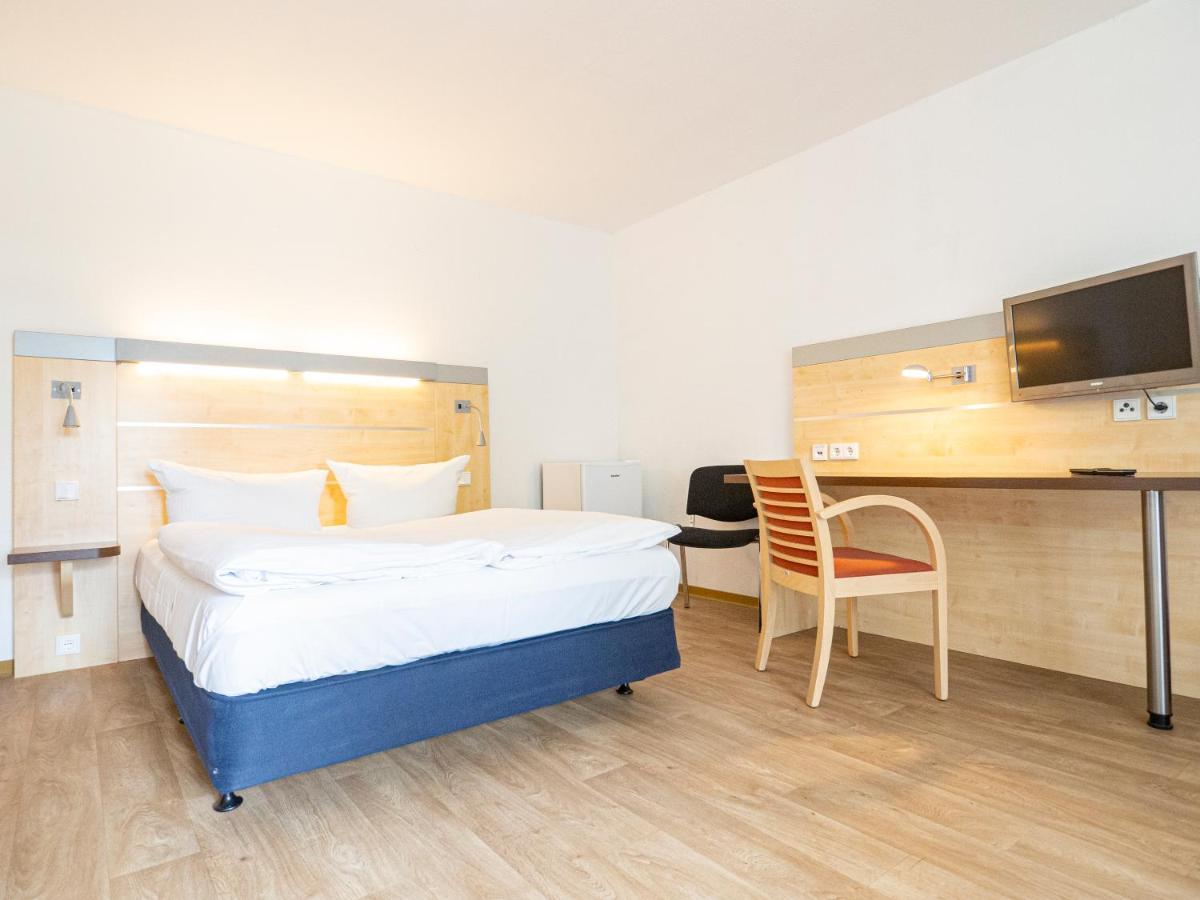 Motel Stralsund Eksteriør bilde