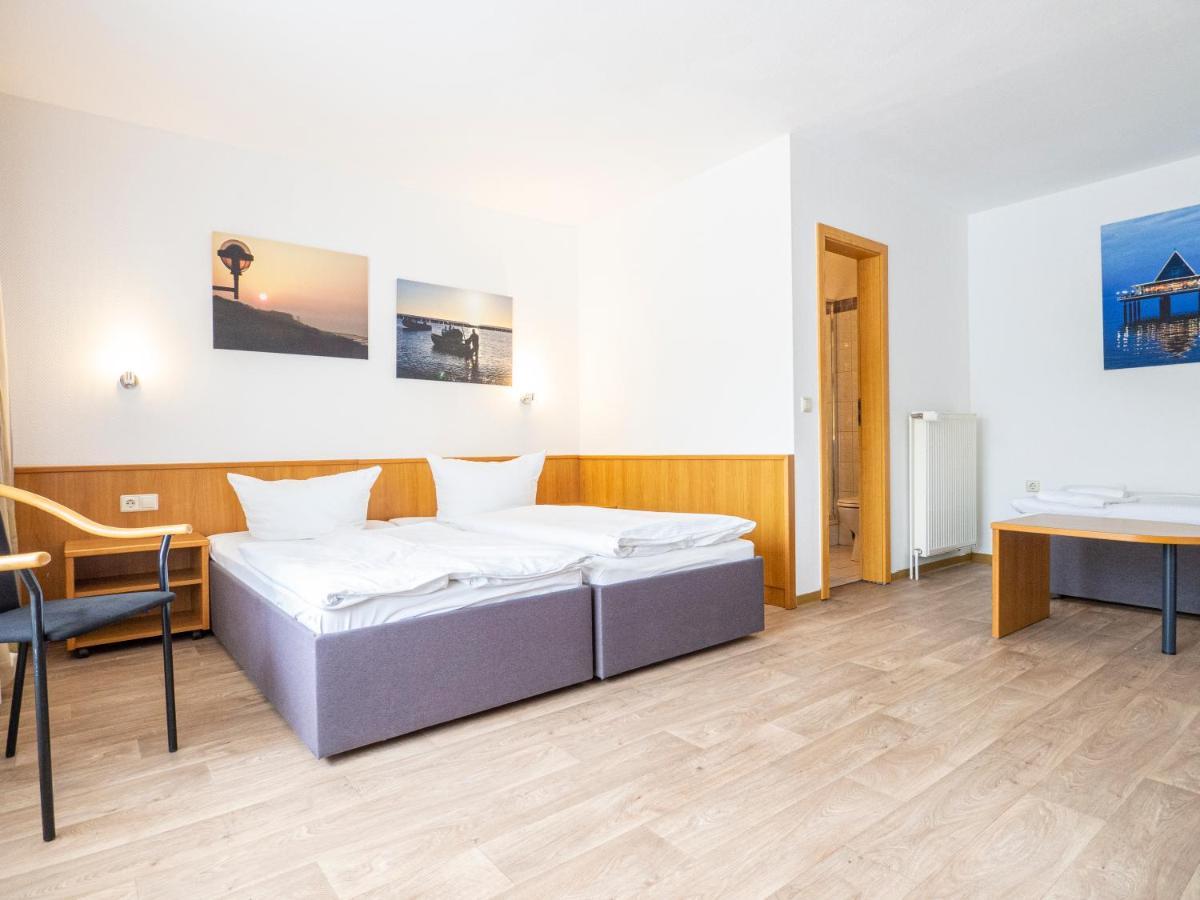 Motel Stralsund Eksteriør bilde