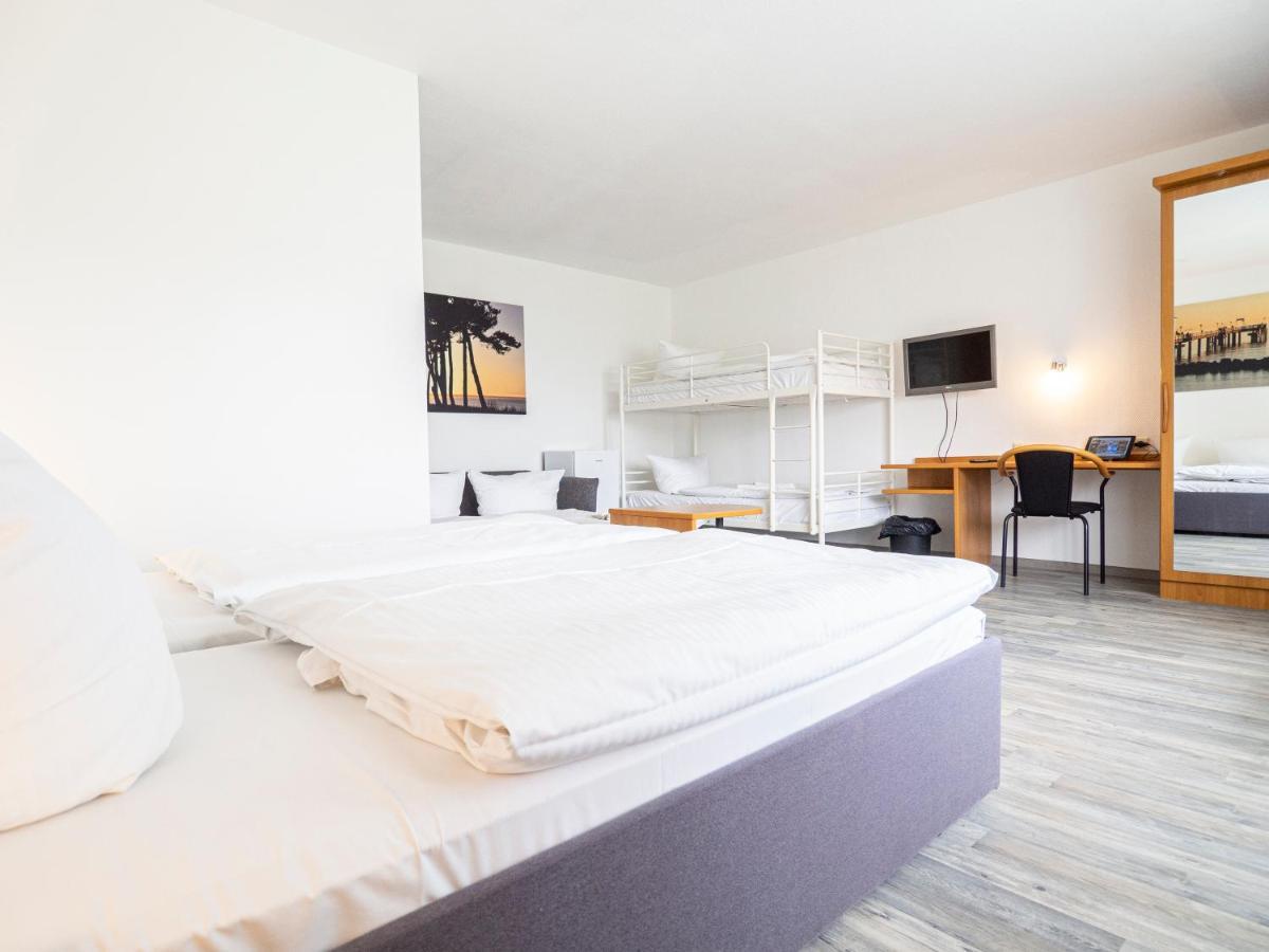 Motel Stralsund Eksteriør bilde